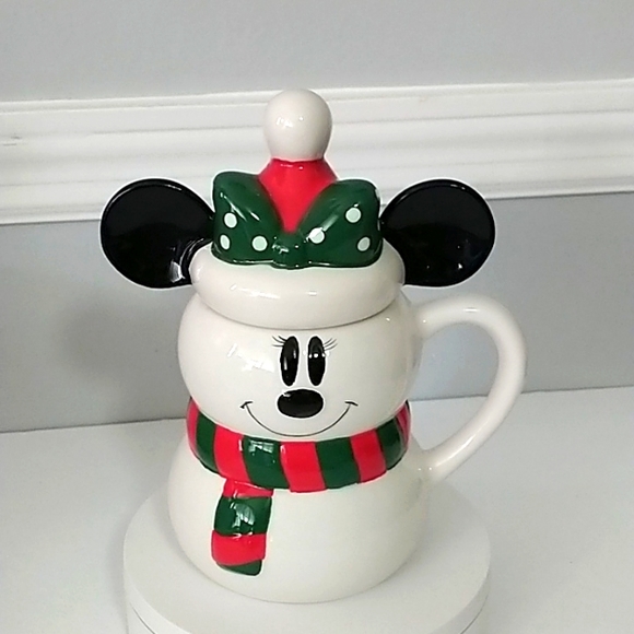 Disney Christmas Minnie Mouse Ceramic Mug - Picture 1 of 7